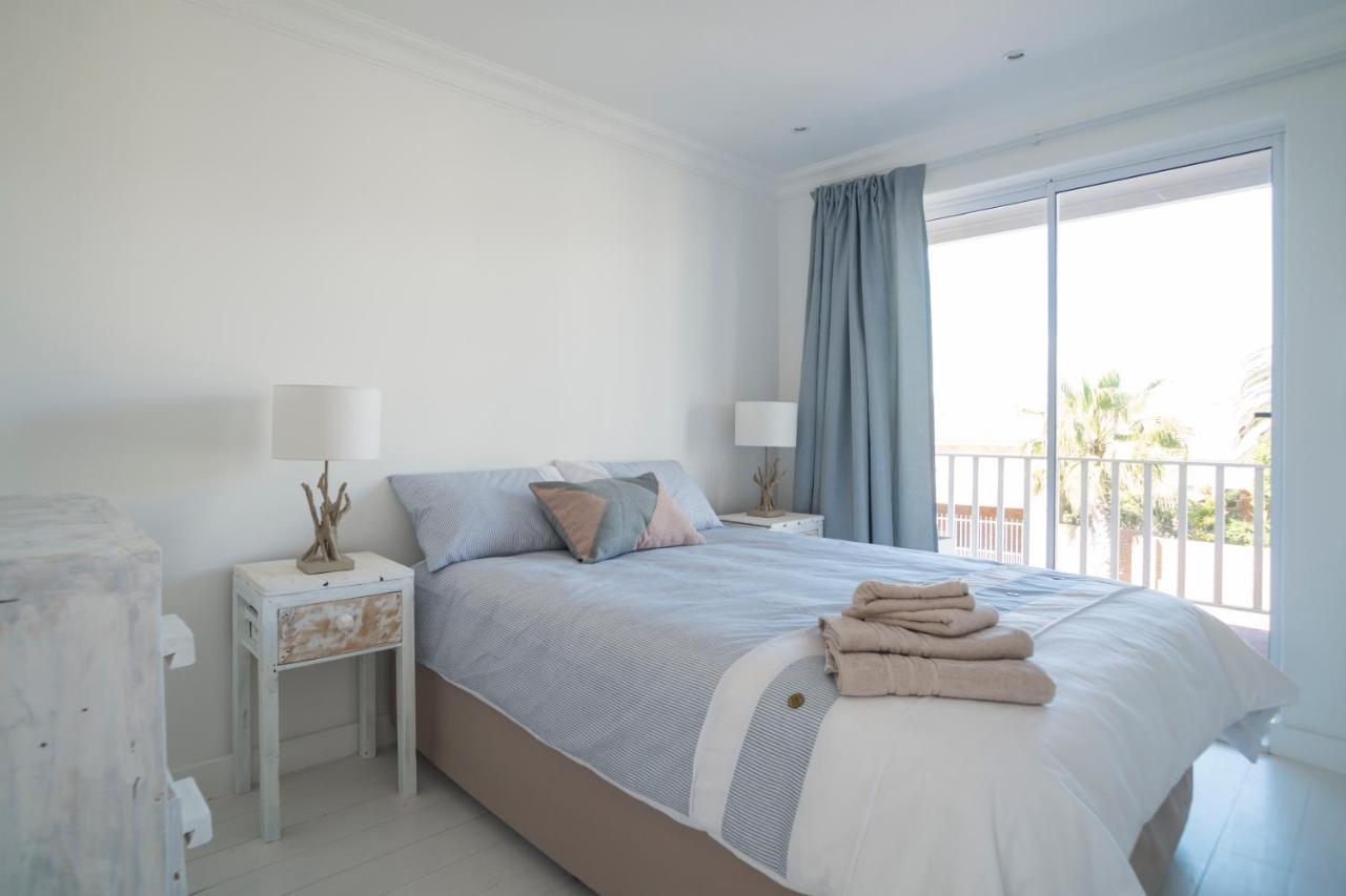 Sunset Beach Living Guesthouse Ciudad del Cabo Exterior foto